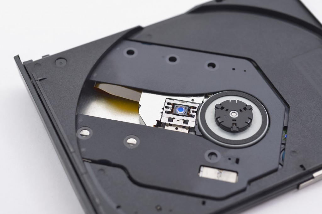 CDドライブが開かない原因や修理方法を分かりやすく解説 パソコンファーム